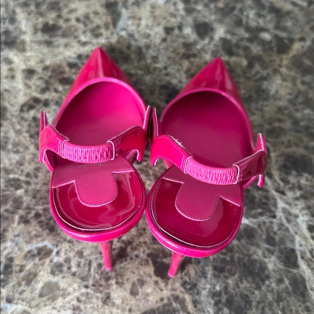 Christian Louboutin hot chick sling pinup pink patent scallop stiletto sz 39.5